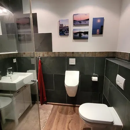 Moselanker De In Mosel * Enkirch